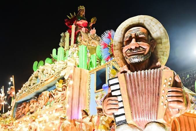Justiça Eleitoral aceita ação sobre desfile de Carnaval