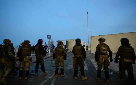 Ceuta sob pressão: Exército na fronteira